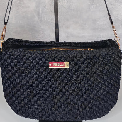 „Minden" válltáska - fekete