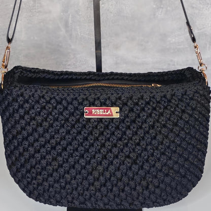 „Minden" válltáska - fekete